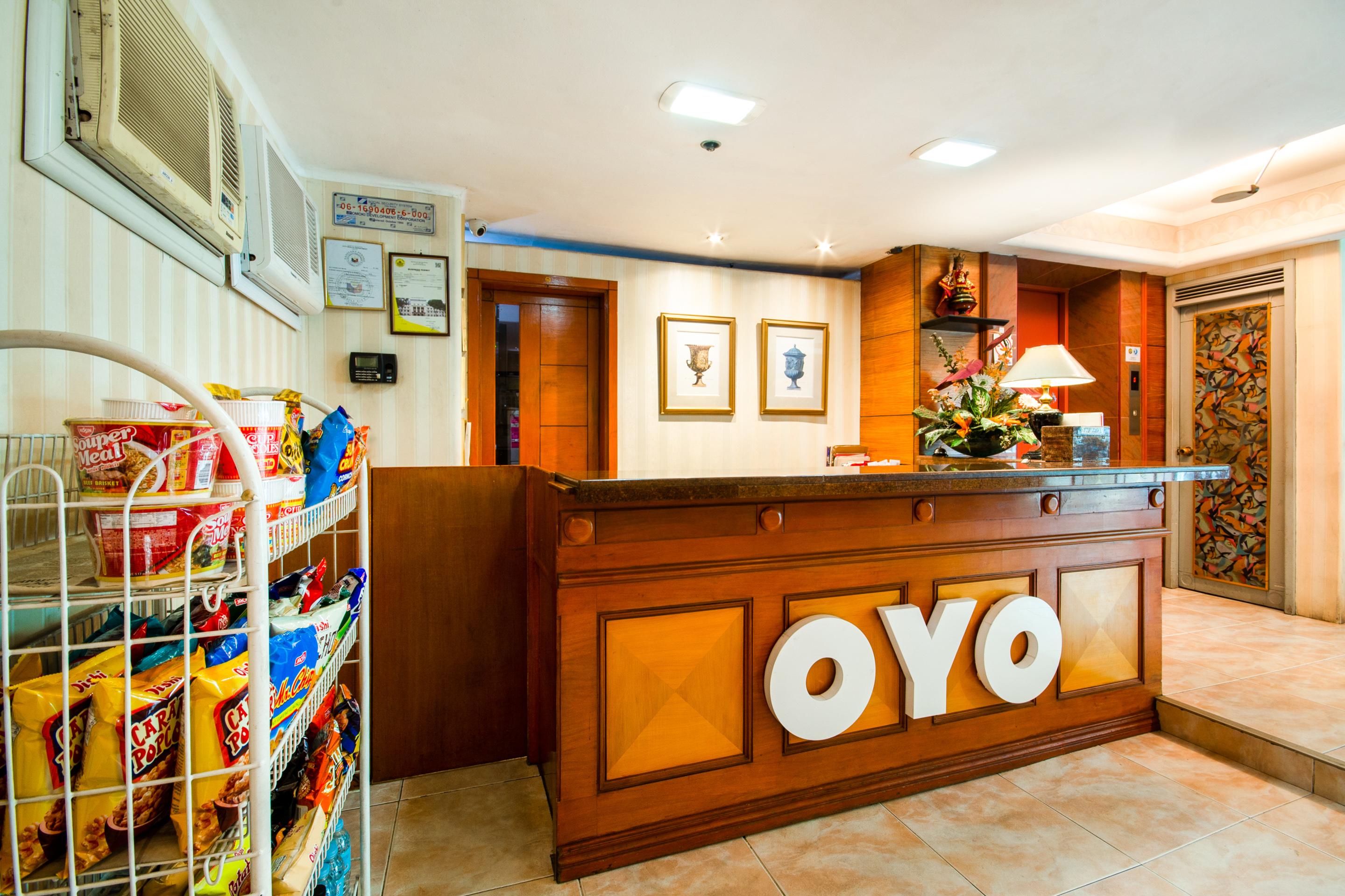 Oyo 227 パラディウム スイーツ ホテル セブ市 エクステリア 写真